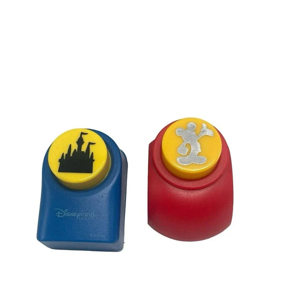 Walt Disney World Capture The Magic Scrapbooking Castle & Mickey Paper Punch - Picture 10 of 10